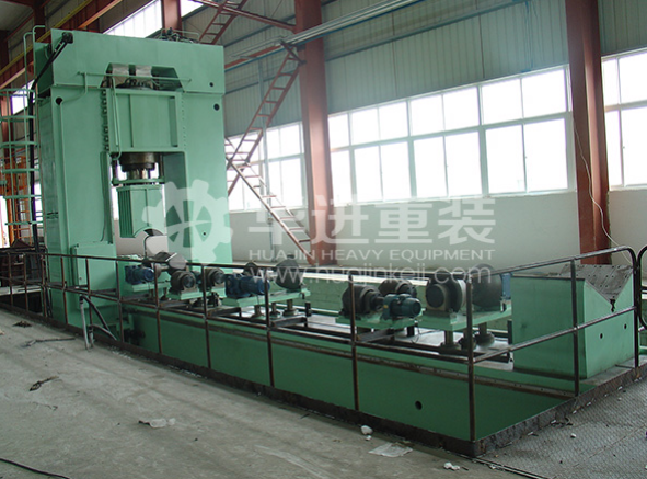 鋼管校直機(jī) 鋼管校直機(jī)